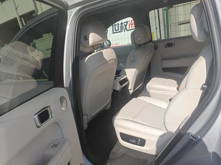 Фото 5 - LiXiang L8