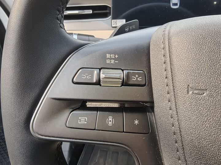 Фото 8 - BYD Qin Plus