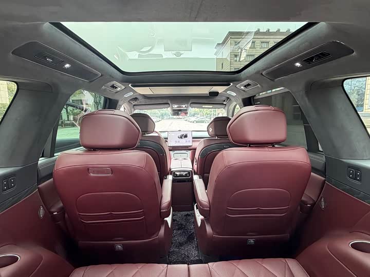 Фото 6 - Voyah Taishan