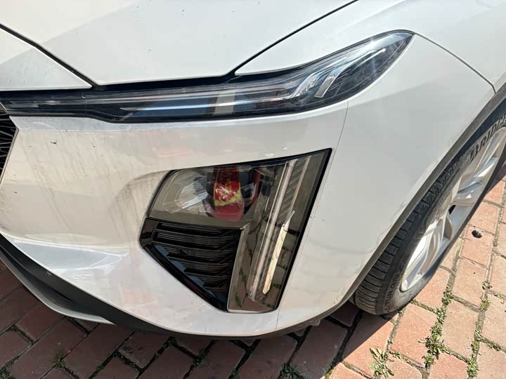 Фото 2 - Cadillac GT4