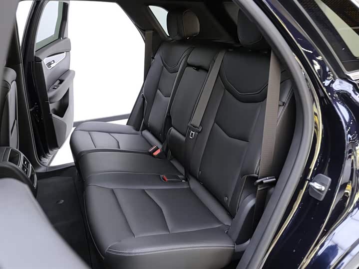 Фото 8 - Cadillac XT5