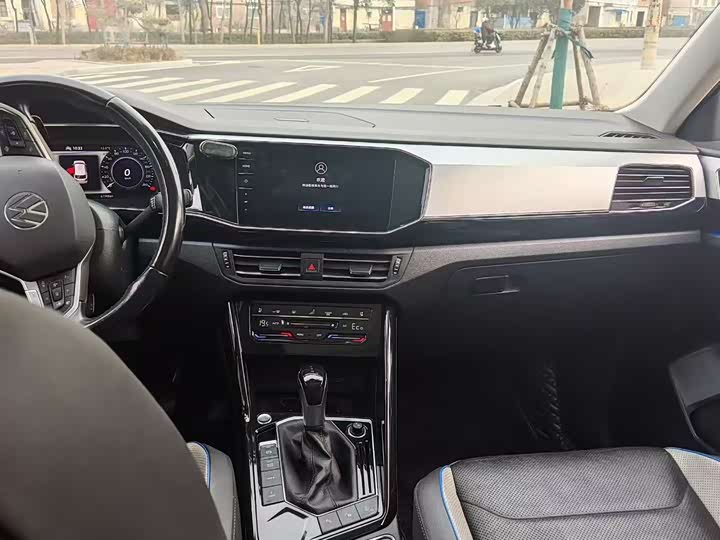 Photo 5 - Volkswagen Tayron GTE Hybrid