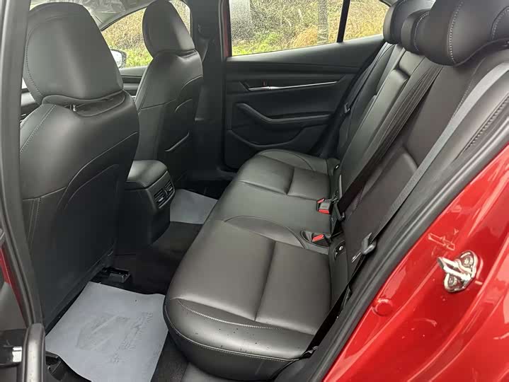 Фото 8 - Mazda 3 (Axela)