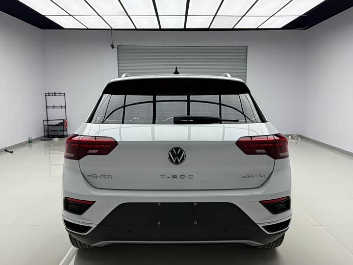 Фото 5 - Volkswagen T-Roc