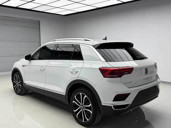 Фото 6 - Volkswagen T-Roc