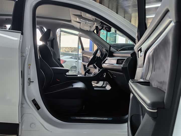 Фото 4 - Haval H6