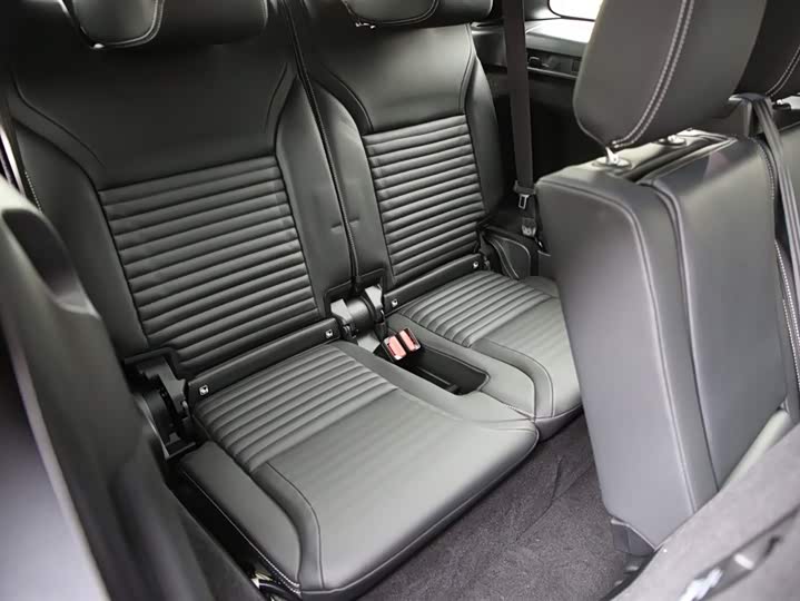 Фото 9 - Land Rover Discovery