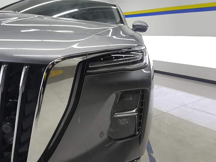 Фото 5 - Hongqi H5 Hybrid