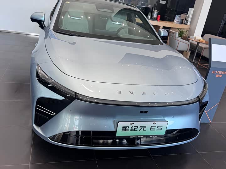 Фото 2 - Exeed Sterra ES