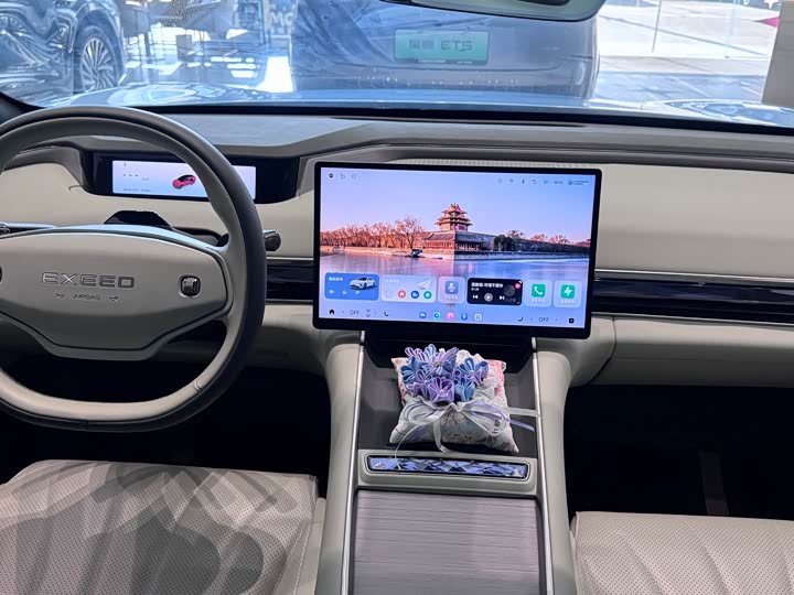 Фото 8 - Exeed Sterra ES