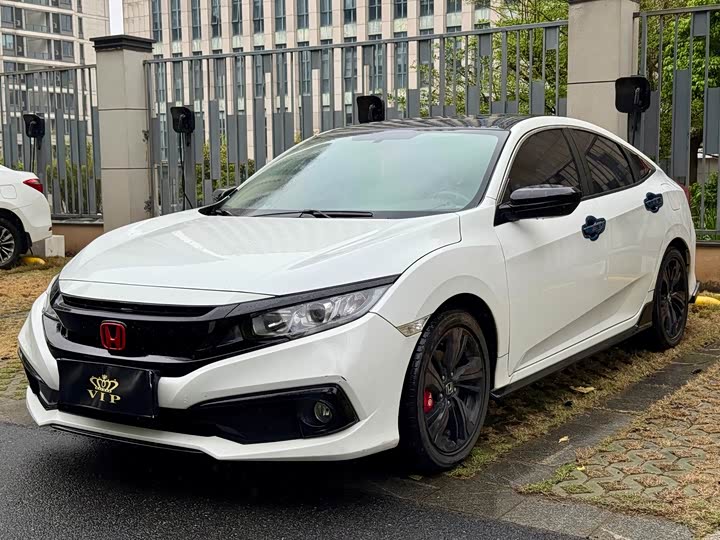 Фото 1 - Honda Civic