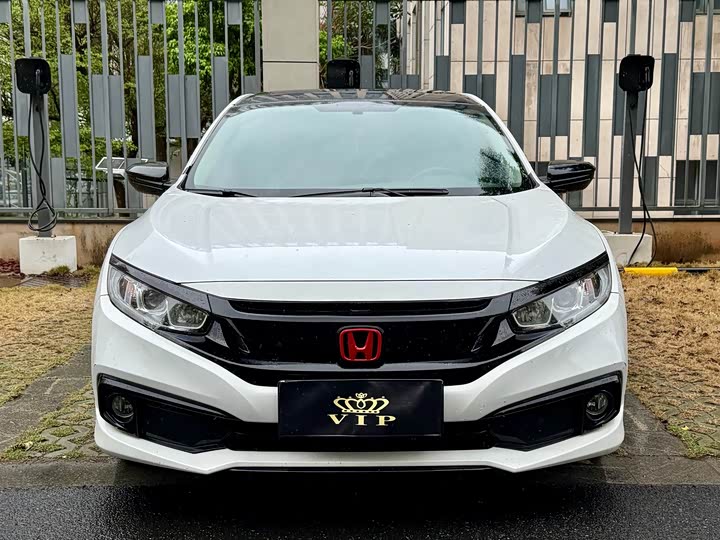 Фото 2 - Honda Civic