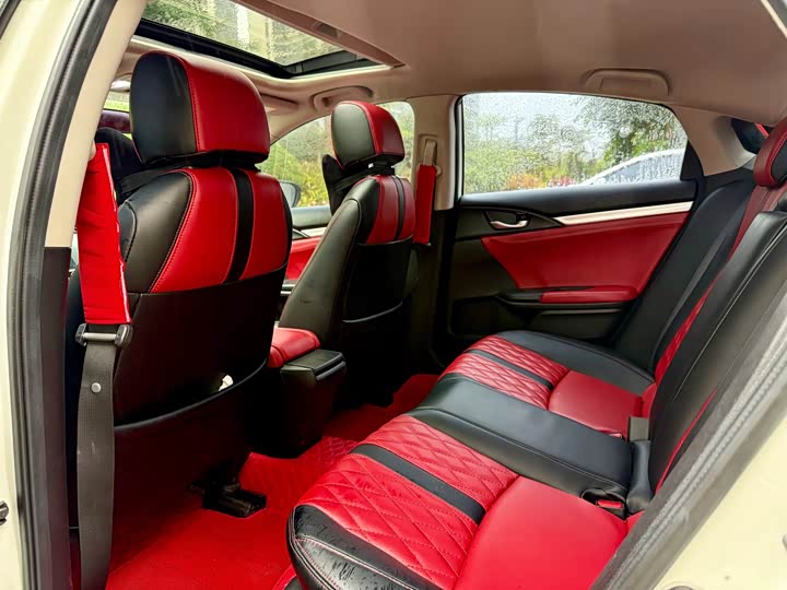 Фото 6 - Honda Civic