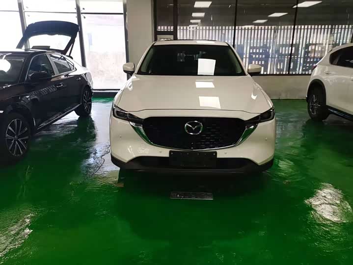 Фото 2 - Mazda CX-5