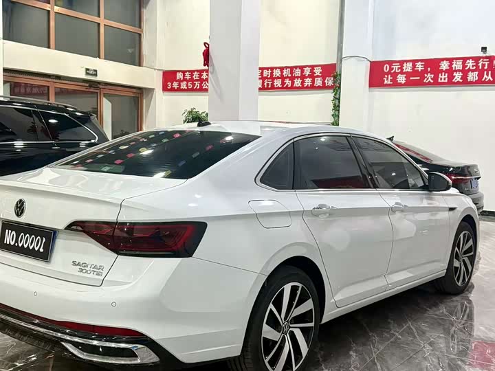 Фото 8 - Volkswagen Sagitar L