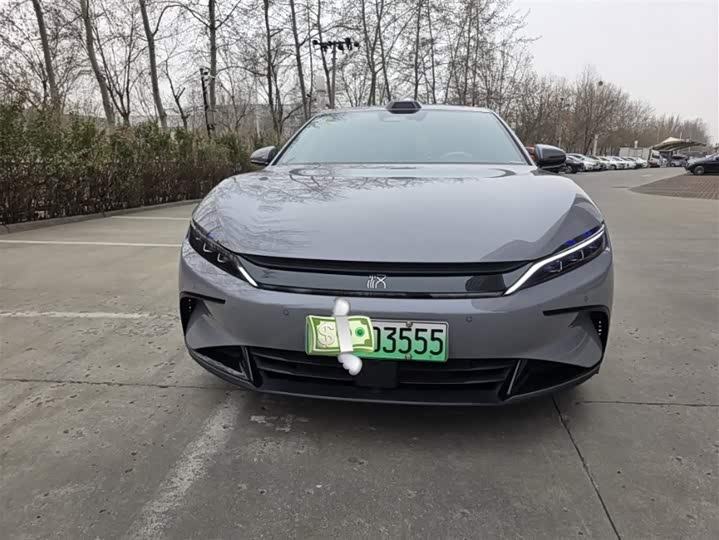 Фото 2 - BYD Han