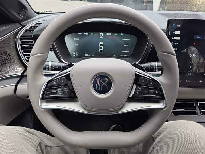 Фото 9 - BYD Han