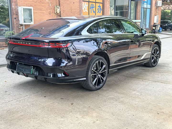 Фото 7 - Voyah Passion