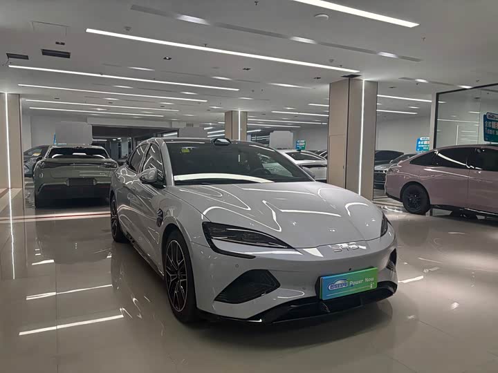 Фото 3 - BYD Seal