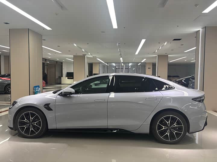 Фото 8 - BYD Seal