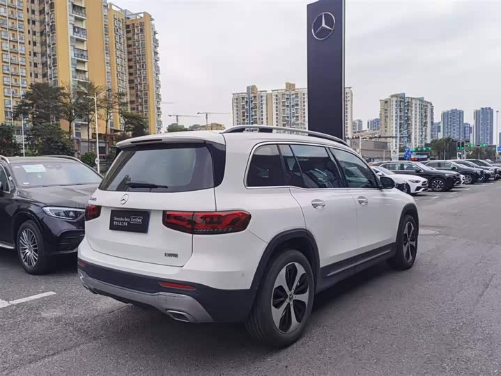 Фото 3 - Mercedes-Benz GLB-Class