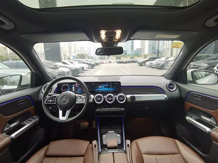 Фото 7 - Mercedes-Benz GLB-Class