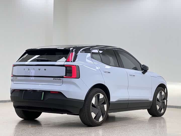 Фото 6 - Volvo EX30