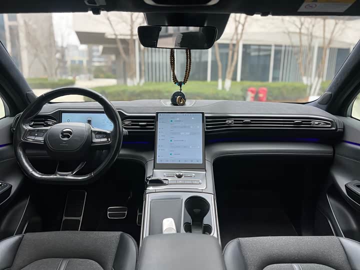 Фото 4 - Nio EC6