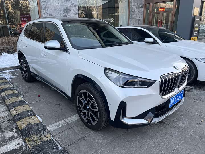 Фото 3 - BMW X1