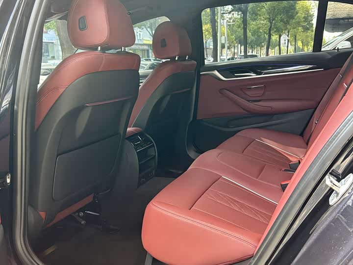 Фото 4 - BMW 5 Series