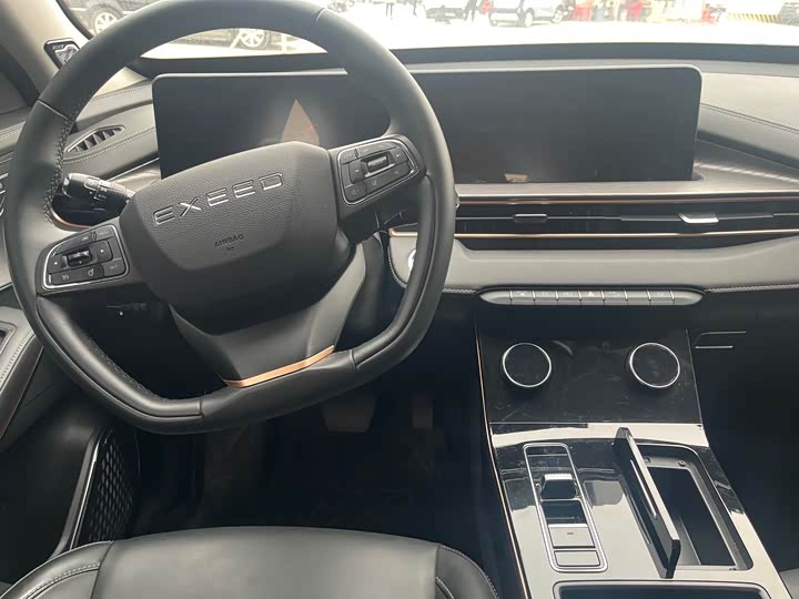 Фото 9 - Exeed LX C-DM Hybrid