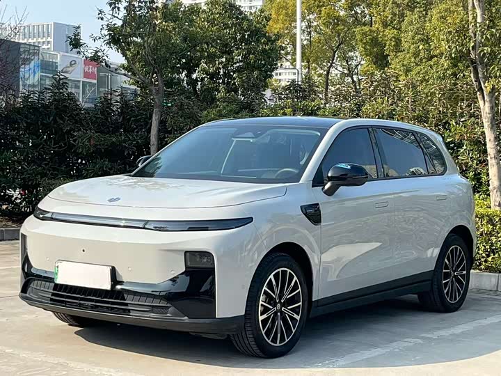 Фото 1 - Leapmotor B10