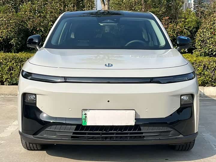 Фото 2 - Leapmotor B10