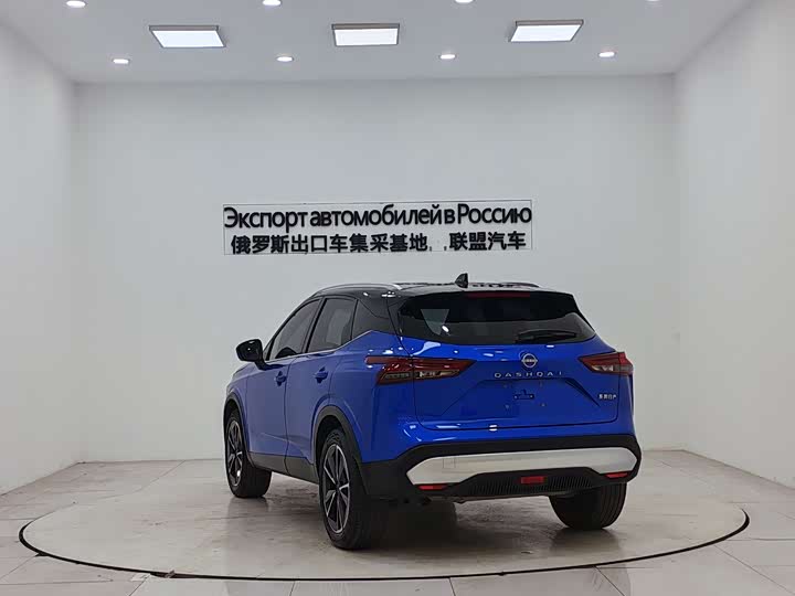 Фото 4 - Nissan Qashqai