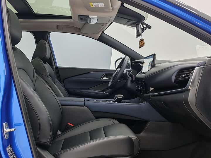 Фото 8 - Nissan Qashqai