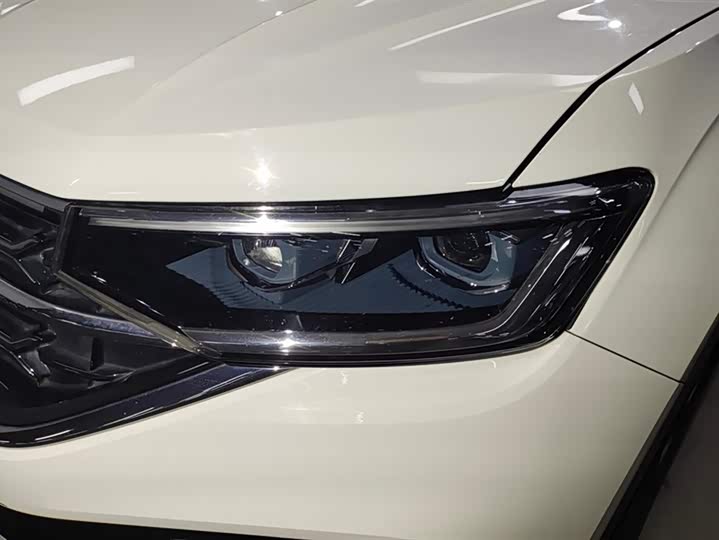 Volkswagen Tayron 2024 2024款 330TSI 两驱豪华Plus进阶版