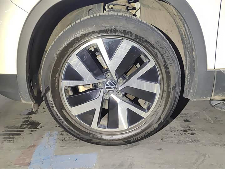Volkswagen Tayron 2024 2024款 330TSI 两驱豪华Plus进阶版