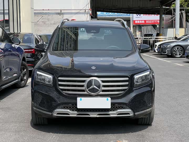 Фото 2 - Mercedes-Benz GLB-Class