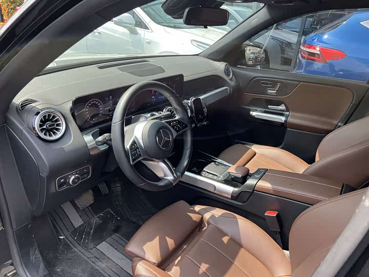 Фото 5 - Mercedes-Benz GLB-Class