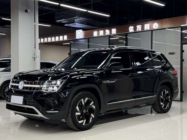 Photo 1 - Volkswagen Teramont Pro