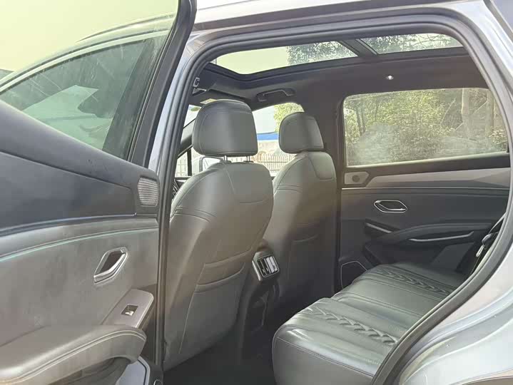 BYD Song L DM-i Hybrid 2025 2025款 智驾版 160km 超越型