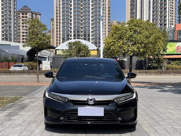 Фото 8 - Honda Inspire