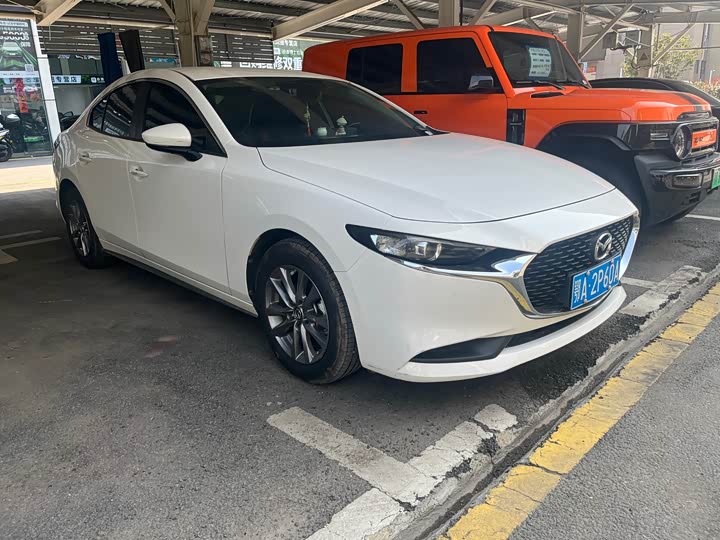 Photo 3 - Mazda 3 (Axela)