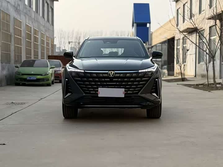 Photo 2 - Changan UNI-Z