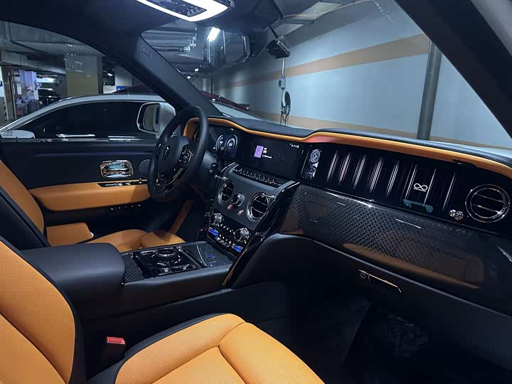 Photo 3 - Rolls-Royce Cullinan