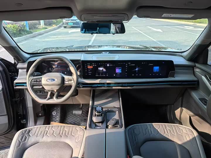 Фото 3 - Ford Edge