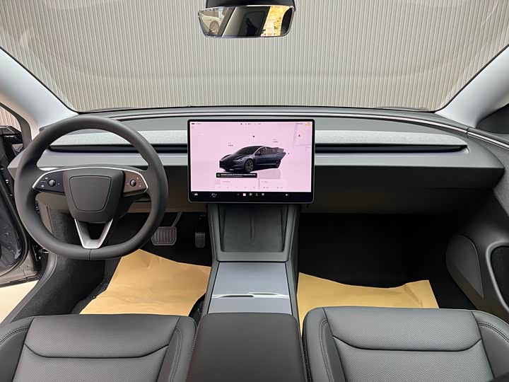 Фото 7 - Tesla Model 3