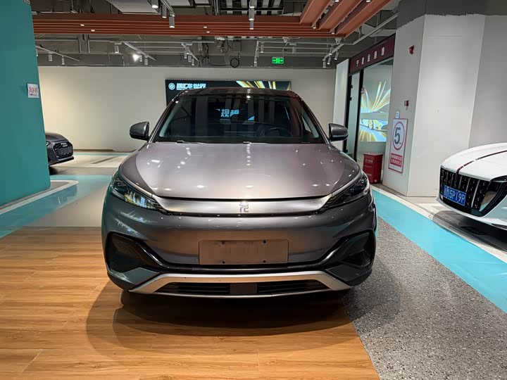 Фото 2 - BYD Yuan Plus