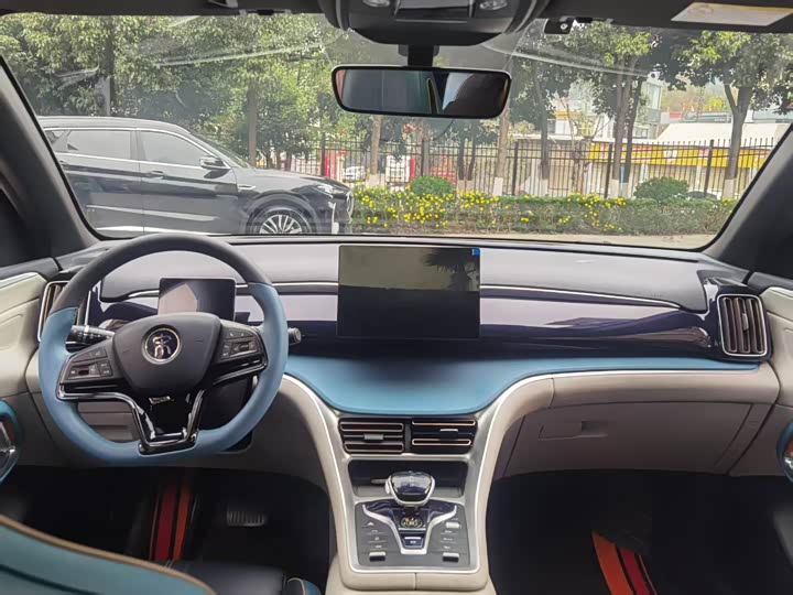 Photo 6 - BYD Song Pro