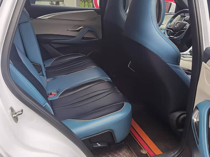 Photo 7 - BYD Song Pro